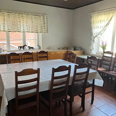 Feriegård Hevostallin Leirimajoitustilat Mänttä